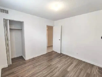 2-Bedroom Apartment in Riverdale AVAILABLE NOW Image# 1