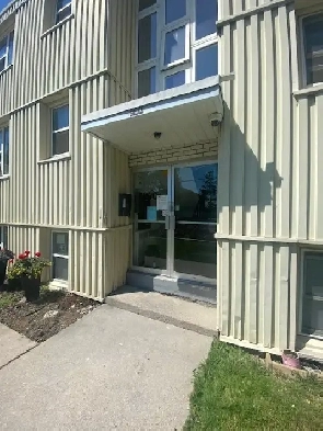 OSHAWA CENTRE NEIGHBOURHOOD - Tuesday, Sept.02 Open House Image# 1