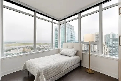 Private Bedroom with private bathroom in a lakeview Condo, Oct 1 Image# 1