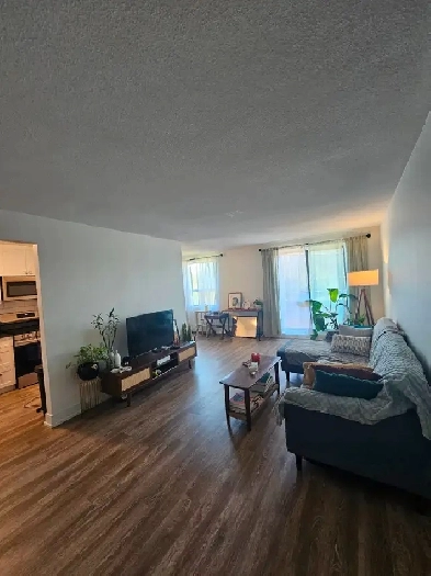 Furnished Room for Rent – Close to University of Guelph & Mall Image# 4