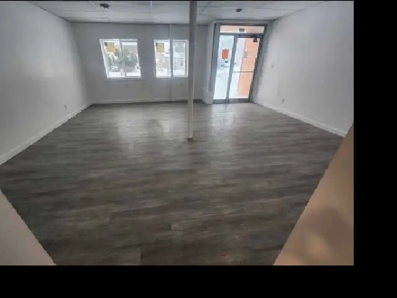 Commercial office with storage Image# 1