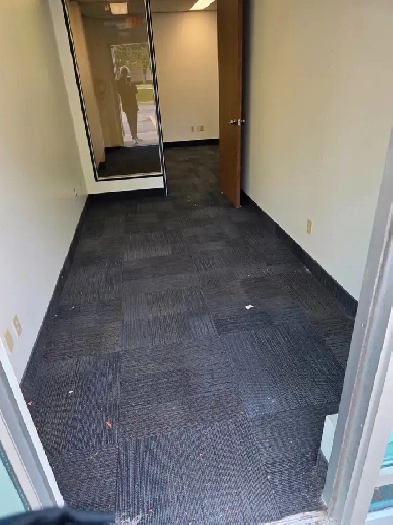 OFFICE FOR RENT Image# 1
