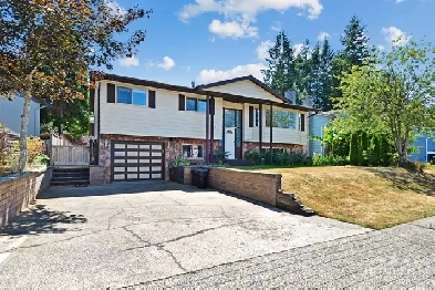 Charming 3 Bed   Den, 3 Bath House for Rent in Langley! Image# 14