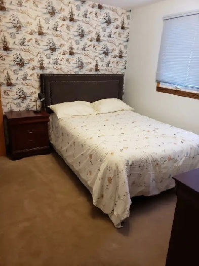 Room in large home to share $650 Commuter preferred Image# 1