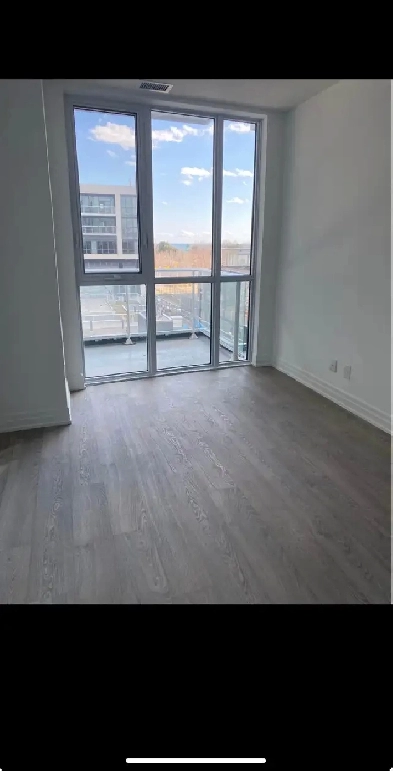 1 bedroom 1 bathroom condo in Humber Bay Image# 10
