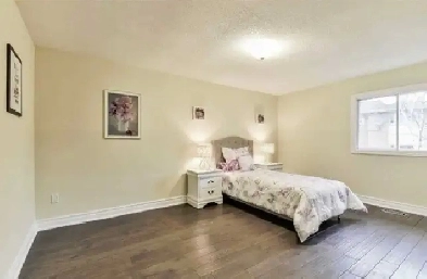 Room For Rent in Richmond Hill (Yonge/16th) Image# 1