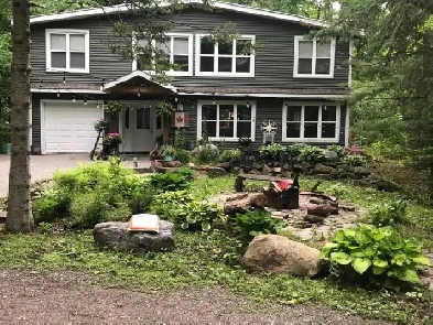 3 Bedroom Den -County Living - 18 min to Orillia or Gravenhurst Image# 1