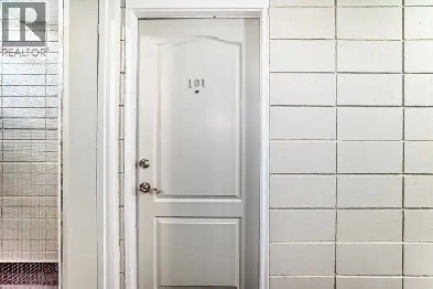 2 bed 1 bath apartment for sale lowest in the area! Image# 8