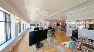 Bureau haut de gamme à sous-louer – Saint-Roch Image# 1