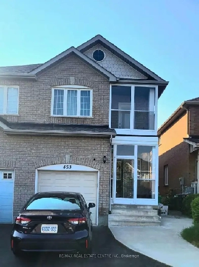 Mississauga Basement Apartment – 2 Bedrooms, Separate Entrance Image# 3