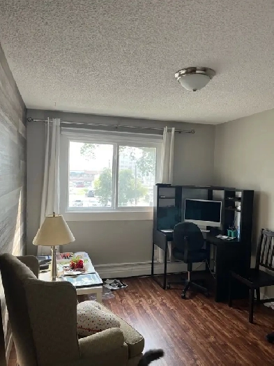 a room in a 2 bedroom apartment T5N 0V4 Image# 8