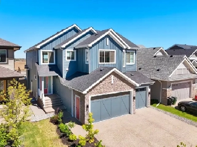 JUST LISTED - ✨ Estate Living in Chappelle ✨ Image# 9