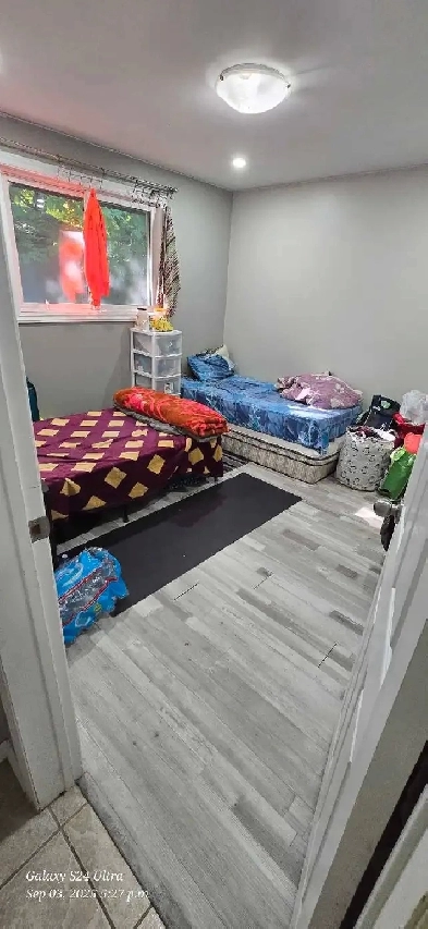 Master Bedroom for Rent Sharing Image# 2