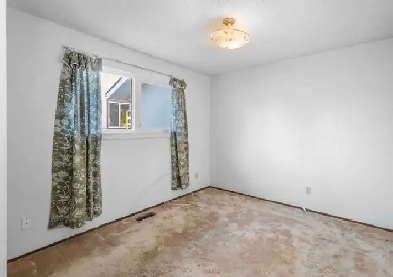 Room for rent in Millwoods Image# 2