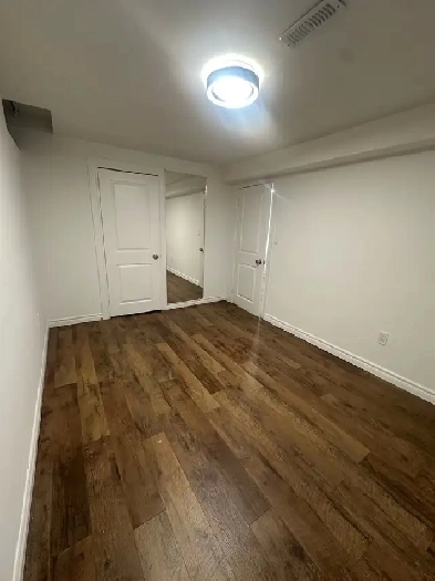 Basement Private Bedroom (Private washroom) Image# 1