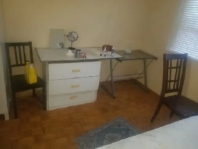 ROOM AVAILABLE Image# 1