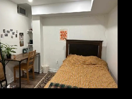 Room for rent is available Image# 1