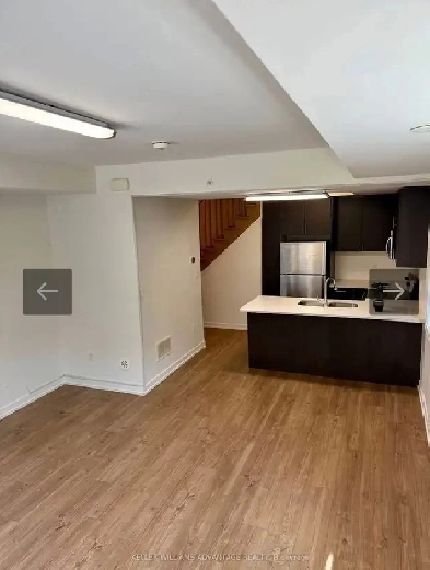 Spacious 2 Bedroom   3 Bathroom Condo Townhouse in Pickering Image# 1