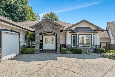 For Sale Mission 4-Bed Home w/ Fin. Bsmt & Huge Lot – $1,399,999 Image# 10