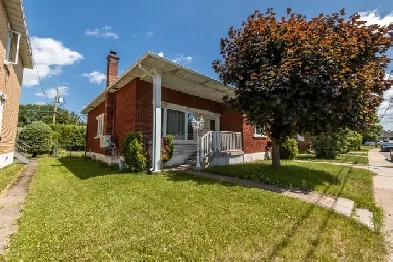 Beautiful bungalow 3 1 bed, 2 bath, 1 garage in St-Jerome Image# 7