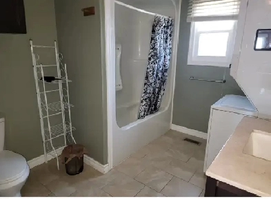 Master bedroom  for rent Image# 1