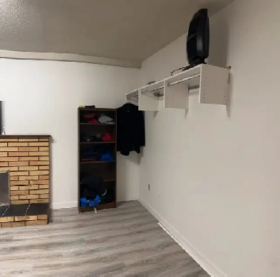 room for rent Image# 1