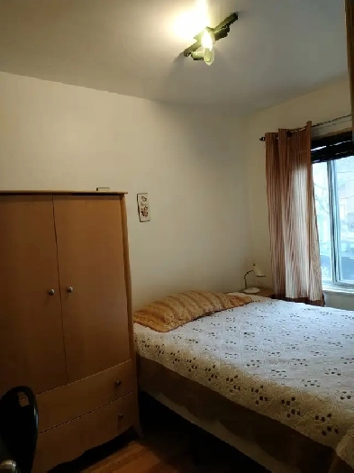 chambre à louer, INTERNET ÉLECTRICITÉ MEUBLÉ CHAUFFÉ Image# 8