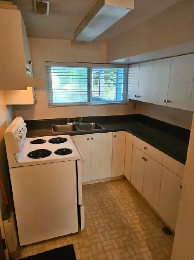 $1350 Incl Wifi Image# 2