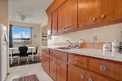 1 Bedroom Raven at Alderview - First Month Rent Free! Image# 1