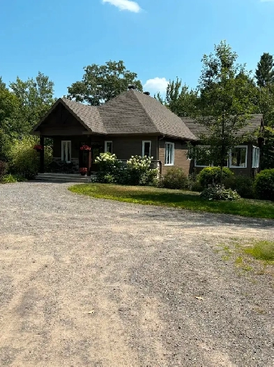Maison a vendre Domaine Lakefield Image# 1