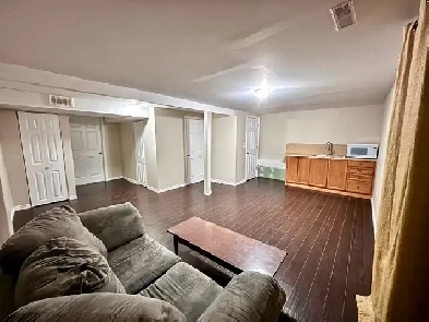 Basement for rent Image# 9