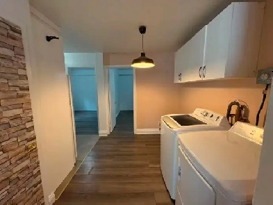 Big 4 1/2 for rent (CND-Mont Roy’s/Outremont) Image# 6
