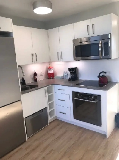 Bachelor Unit For Rent - 6 or 7 Months Short Term Image# 1