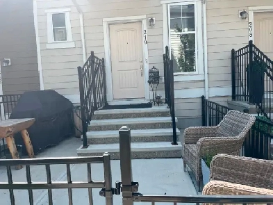 Riverstone Townhouse for Rent Image# 8