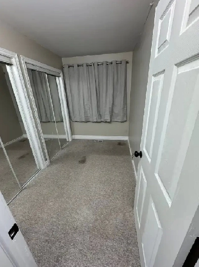 Main Level Room (Boys) for Rent Port Credit Mississauga Image# 2