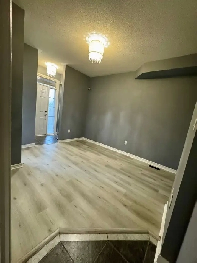 Newly Renovated One Bedroom Apartment Whitby! Image# 8