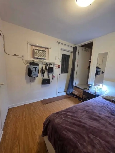 1 Bed 1 Bath Apartment Image# 1