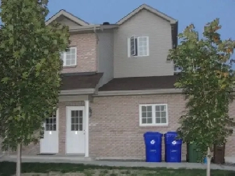 Nice two-bedroom / Beau 4 1/2 /Plus garage/Aylmer Image# 4