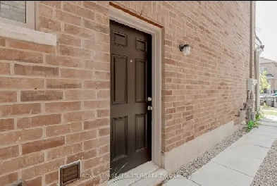 1 Bed   Den Legal Basement | Prime Mount Pleasant Image# 2