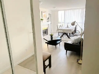 Furnished Master Bedroom w/ Ensuite   Parking – September 28th Image# 9