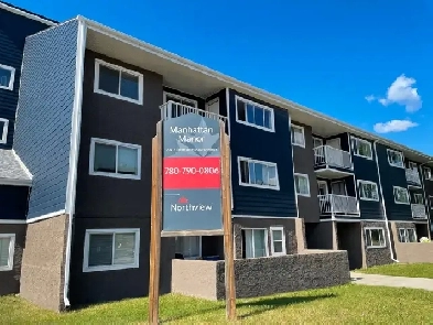 Manhattan Place - 2 Bedroom 1.5 Bath Apartment for Rent Image# 3