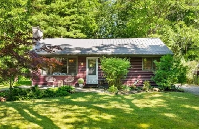 Port Franks, ON (3 bedroom, 1 bath) for RENT - Oct.1-Apr.30 Image# 1