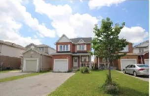 Room for rent near Durham College/ OTU Oshawa Image# 1