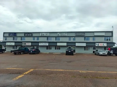 3057 sq ft bay, yard, 14' OVHD doors, retail front, Stony Plain Image# 1