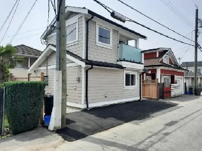 Brand new 2 bedroom laneway house Image# 2