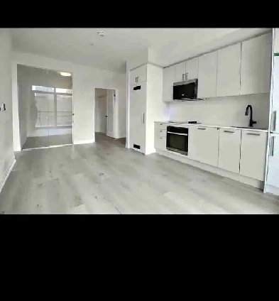 3 bedroom new condo downtown Toronto Image# 7