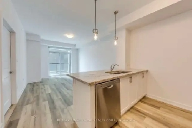 1-Bedroom   Den condo 2 Parking Spot For RENT $2,200 Image# 1