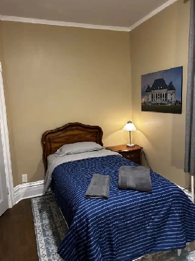 Bedroom in Sandy Hill, Furnished & All inclusive Image# 1