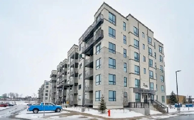 Modern 1 Den North Barrie 'Junction' Condo for Rent! Image# 1