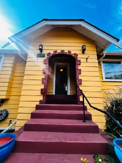 Charming Private Suite with Balcony & Garden Image# 1